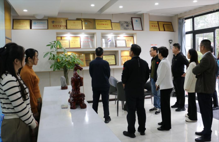 省人大、省体育局领导莅临集团公司 调研指导